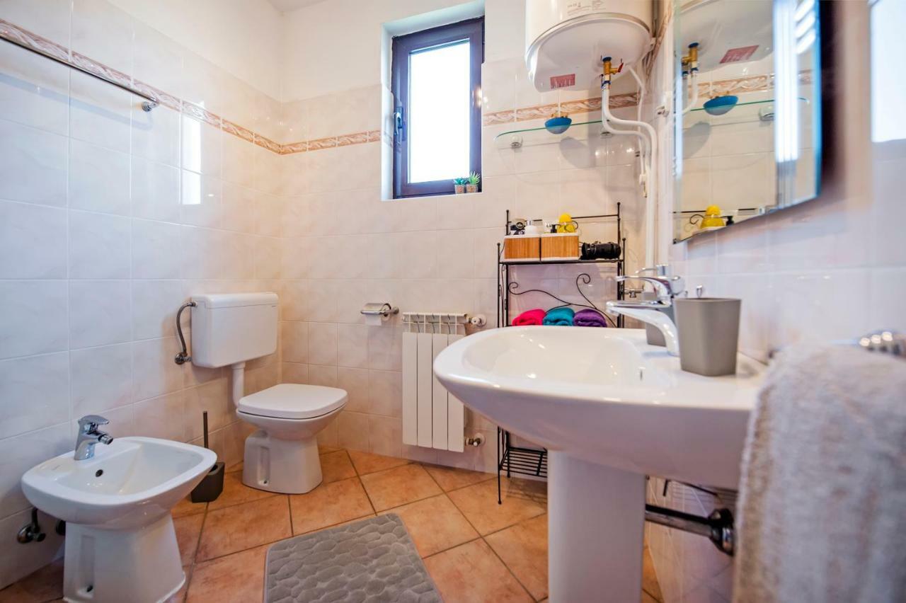 Apartman Lamanova Rovigno Esterno foto